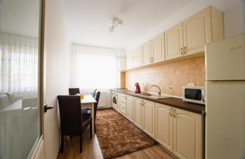 Oradea Apartment | Bright & Elegant Central Apartment