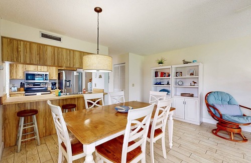 St. Augustine Beach House | Bright end-unit townhome at beachfront property w/2 shared pools