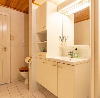 Asker House | Bright family home