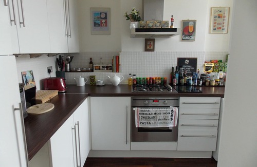 Cantelowes Apartment | Bright flat close to Kentish Town station. Fully equipped Quiet rd off high st
