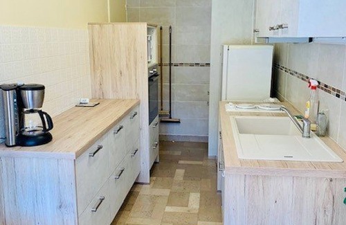 Amelie-les-Bains-Palalda Apartment | Bright F2 Apartment with Terrace, Parking, and WiFi in Amélie-les-Bains