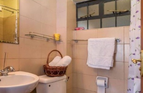 Ngara West Apartment | Bright Gem In The Heart Of Nairobi With Elevator