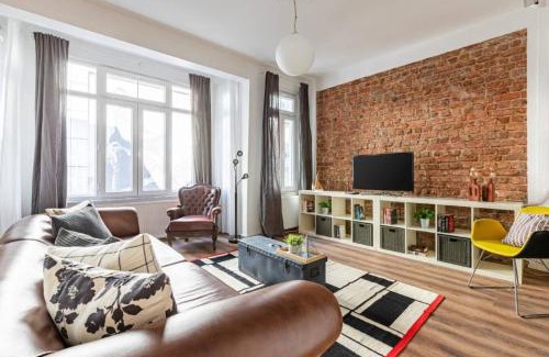 Osmanbey Apartment | Bright Gorgeous 3bd Patio Home Ac! #360