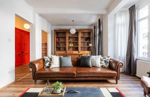 Osmanbey Apartment | Bright Gorgeous 3bd Patio Home Ac! #360