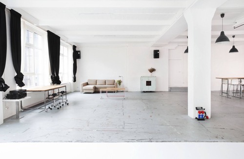 Neukoelln Apartment | Bright Industrial Loft in Kreuzkölln