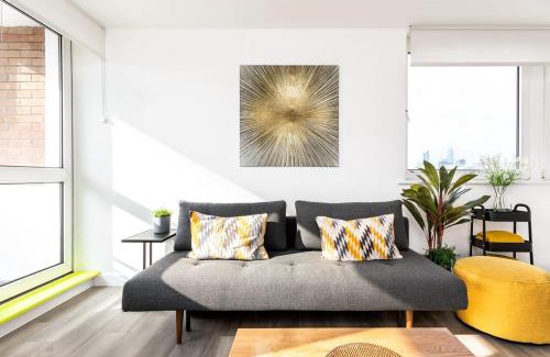 Elephant and Castle Apartment | Bright London Bridge Apartment