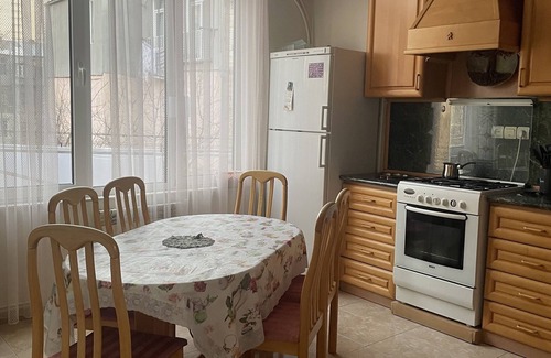Kentron Apartment | Bright & Modern 4BD apartment in Yerevan centern