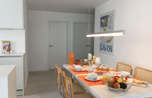 Laret Apartment | Bright, modern apartment in a quiet location in the Davos mountains