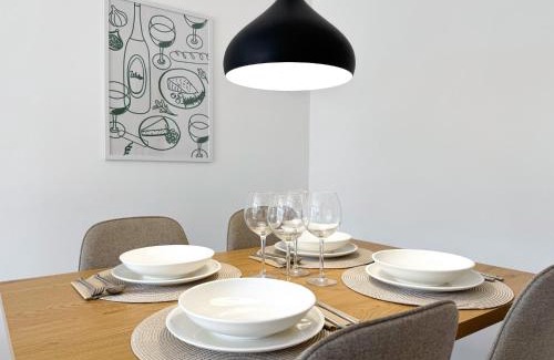 Old Town Apartment | Bright modern apartment, 100m from Sarajevo City Hall & Old Town