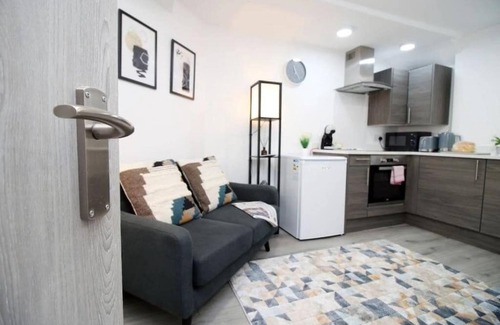 Roath Apartment | Bright & Modern Cardiff Stay