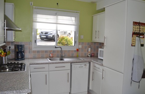 Concarneau House | Bright modern * house close to the City and the Sea. Very quiet area