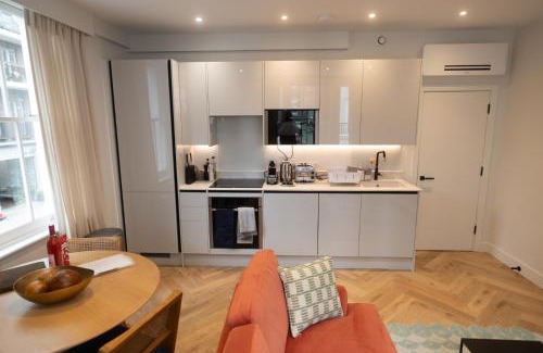 Fitzrovia Apartment | Bright, modern one bedroom apartment on 1st floor