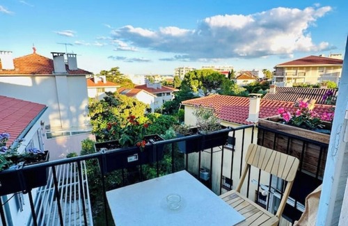 Carnot Apartment | Bright new T2 Cannes, near Palais des Festivals & beaches, balcony, parking
