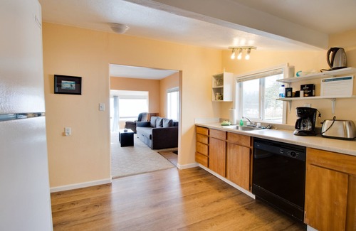 Netarts Apartment | Bright Oceanfront Home with Stunning Pacific & Bay Views - Near Town