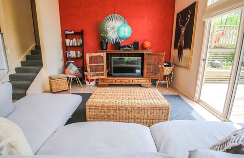 Bright House | BRIGHT ON HIGH: Bright