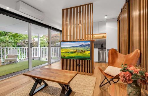 Bright Apartment | Bright on the River