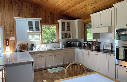 Shorewood House | Bright, open waterfront house with gorgeous sunsets and private beach