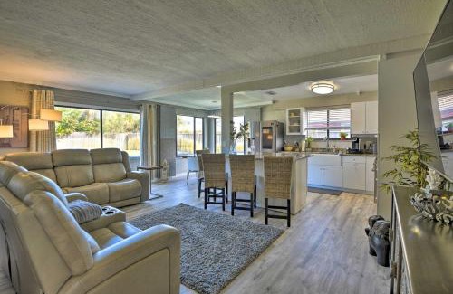 Ormond Beach House | Bright Ormond Beach Home about 14 Mi to Daytona!