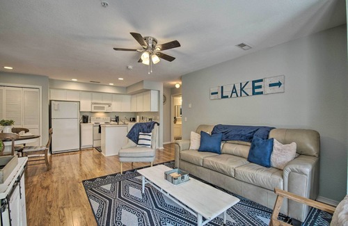 Kimberling City Condo | Bright Ozarks Condo w/Balcony & Lake Views!