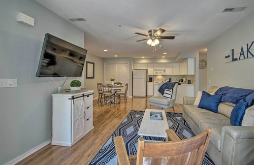Kimberling City Condo | Bright Ozarks Condo w/Balcony & Lake Views!