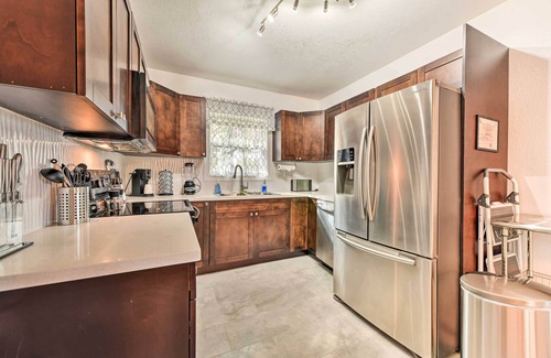 Florida South Atlantic Coast House | Bright, Pet-Friendly Retreat in Avon Park!