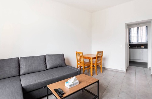 Vitry-sur-Seine Apartment | Bright, quiet apartment 15 minutes from Paris