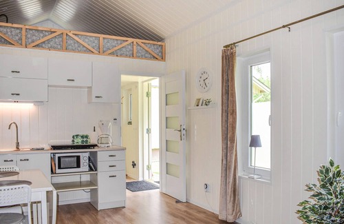 Torhamn House | Bright, quietly located cottage close to the water.