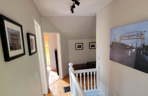 Park Point Cottage | Bright Red Beach House | Park Point | Duluth