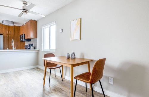 South Redondo Apartment | Bright Redondo Beach 1BR w/Pool, Gym, 1 block from beach, by Blueground