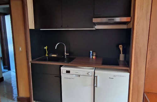 Isola Apartment | Bright Ski-In/Ski-Out Apartment with WiFi in the Heart of the Station