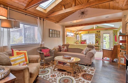 Snohomish Apartment | Bright Snohomish Studio Steps to Centennial Trail!
