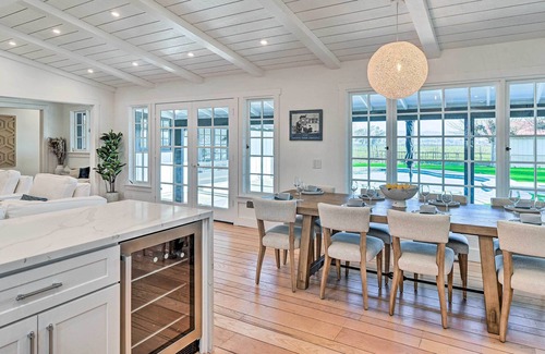 Sonoma House | Bright Sonoma Retreat with Pickleball Court!