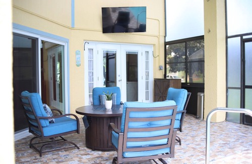 Ridgewood Lakes House | Bright & Spacious 4 BD Room with Private Pool
