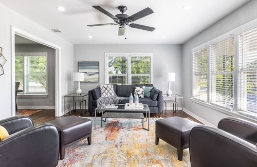 Fort Worth House | Bright & Spacious / 5 Min. to Downtown & Stockyards
