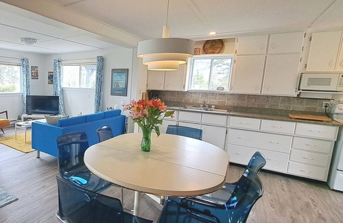 Ragged Island Cottage | Bright, Spacious Beachwalk Cottage: Ocean view, 5 minutes to sandy beaches