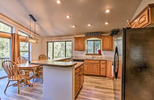 Idaho Springs Cabin | Bright & Spacious Cabin 1-mi from Idaho Springs, on 5 acres + Mountain Views!n