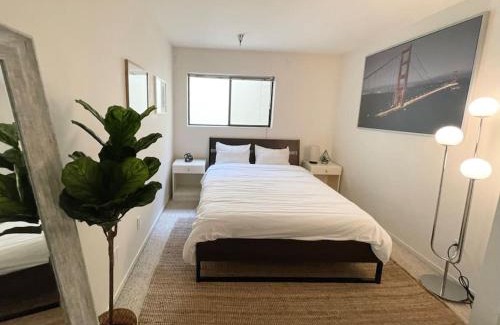 Lower Haight Apartment | Bright Spacious & Comfortable Hayes Valley Condo