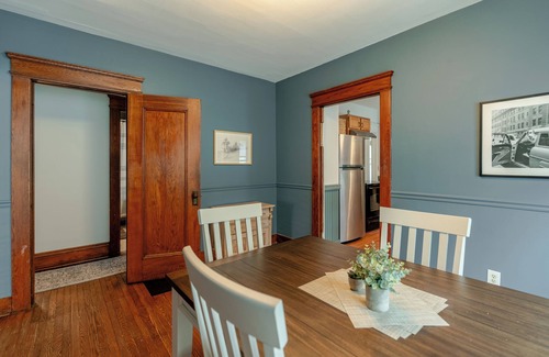 Eastside Apartment | Bright & Spacious near SU, Hospi