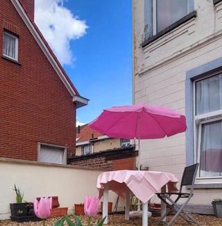 Helmet Apartment | Bright studio close to Zaventem airport
