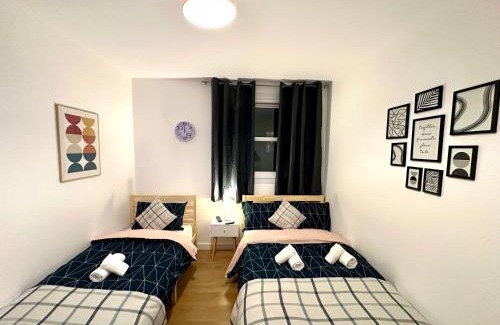 Shacklewell Apartment | Bright Studio Flat in City Centre