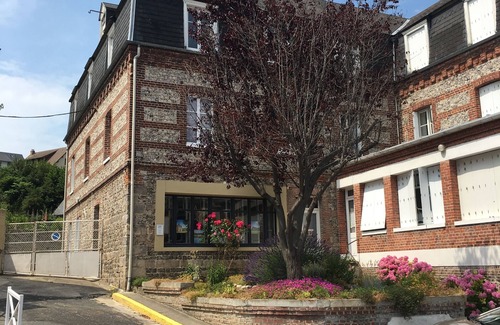 Veules-les-Roses Apartment | Bright studio just a stone's throw from the town center and 200 m from the sea