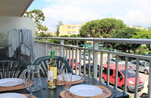 Cagnes-sur-Mer Apartment | Bright Studio with Terrace and Parking, 30m from Sea - Sleeps 4