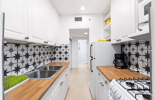 Victoria Park Apartment | Bright Stylish Apt in Las Olas Blvd Victoria Park