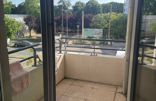 Etat Unis - Le Bocage Apartment | Bright T2 with 2 balconies & fitted kitchen - Lyon 8, near Monplaisir
