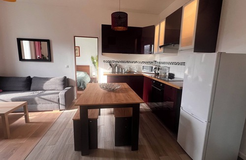 Vincennes Apartment | bright three-room apartment next to Paris