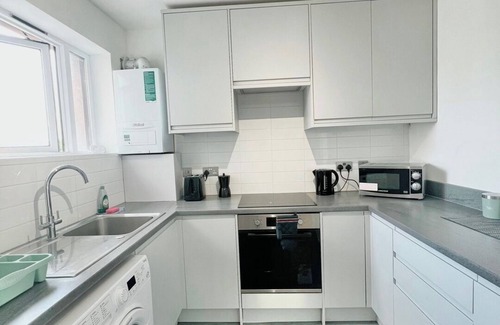Kings Cross St. Pancras Apartment | Bright Top floor apartment