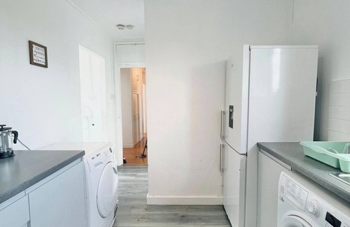 Kings Cross St. Pancras Apartment | Bright Top floor apartment