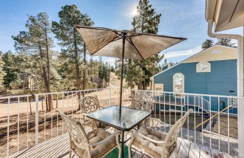Cloudcroft House | Bright Townhome - 1 Mile to Downtown Cloudcroft