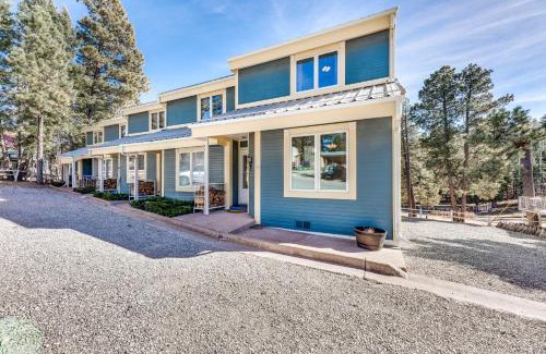 Cloudcroft House | Bright Townhome - 1 Mile to Downtown Cloudcroft