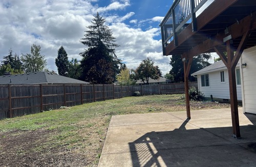 Harlow House | Bright & ultra clean family friendly home minutes from Autzen Stadium